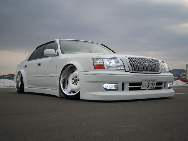 Toyota crown majesta vip