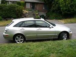 2002 Lexus IS300 SportCross - 900 (Seattle)-lexus1.jpg