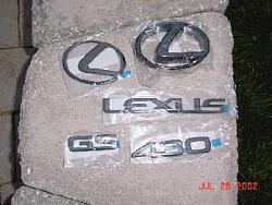 GS430 black pearl emblem kit - NEW-emblem.jpg