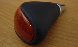 **Brand new GS platinum wood/black leather shift knob for sale**-dsc01945lexusshiftknob.jpg