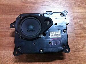 WTS 2000 GS 300 Factory Stereo Parts Non Navi-hdmwgl.jpg