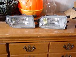 98 To 00 Gs Yellow Fog Lights For Sale.-dsc00633.jpg