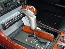 FS: or Trade-  MOMO shift knob-dscf0086.jpg