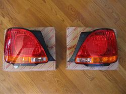 FS: 01-05 GS TAILLIGHTS new condition-img_3105.jpg