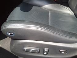 IS-F driver side seat for sale-2011-04-19-11.02.48.jpg