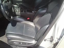 IS-F driver side seat for sale-2011-04-19-11.02.35.jpg