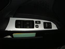 FT: Aerotect &quot;Dry Silver&quot; Carbon Fiber Overlay kits on wood trim-dsc01194.jpg