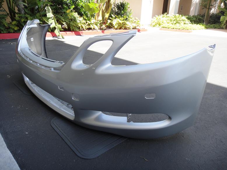 CA 2006-2007 Lexus GS430 OEM Front Bumper w/ sensor hole "Perfect