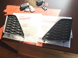 Lexon Carbon Fiber &amp; Fog light covers-6c251401-d206-4e21-b34d-1d8a908d2e99.jpg