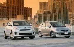 Honda Fit or Scion xD??-07_fit_xd_group_f34_500.jpg