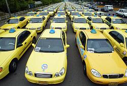 The worst driving test failure in world history.-korean-taxis-getty-chung-sung-jun-580.jpg