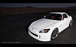 My friend's modded S2000...oh and yes, it's on BBS LM's!!-img_1172.jpg