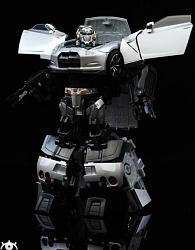 Is this a Decepticon, or Autobot?-gtr-autobot_oo6fm_5965.jpg