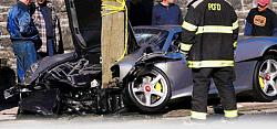 Nissan GTR crashes into bank-porsche_carrera_gt.jpg