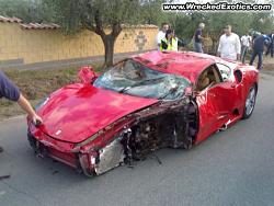 Nissan GTR crashes into bank-430_20081013_007.jpg