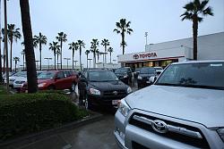 Toyota freezes all sales of 8 models, leaving all dealerships dead in the water-gyi0059416385opt.jpg