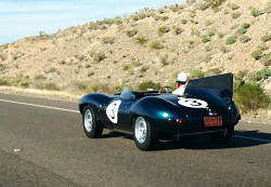 I8AMBR caught Jaguar's famous and rare 1950s D Type on the road !!!-image-3044467540.png