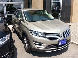 2015 Lincoln MKC-mkc11.jpg