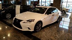 Visit to the Lexus dealership in Qatar-4.jpg