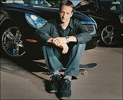 Baron Davis's car taken from mtv-6089fall03-tonyhawk1.jpg