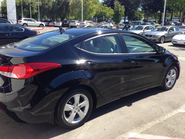 Name:  2013-Elantra-BlackMidnight640x480.jpg
Views: 8570
Size:  216.2 KB