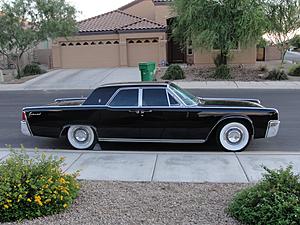 Smoothest riding car you've ever driven . . .-1961-lincoln-continental.jpg