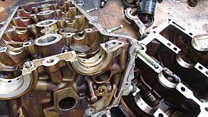 How Your Engine's Oil System Works-f0ethk5.jpg