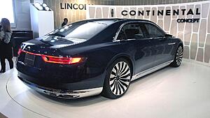 2017 Lincoln Continental-ujnnhc7.jpg