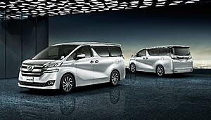 New Alphard and Vellfire, with Lexus Spindle grill.-fxswobr.jpg