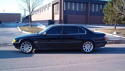 Is it just me.... (last generation BMW 7 Series is a timeless design)-7.jpg