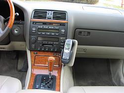 What's the deal with all the Yellow wood trim in the new Toyotas?-low-res-rear-seat-view.jpg