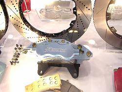 ** The Lexus Big Brake Kit Christmas Special **-5419sema_04_021-med.jpg