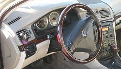 What type of steering wheel would you prefer?-s80-interior1.jpg