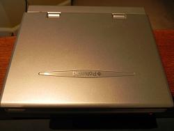 Polaroid Personal DVD Player 7&quot; PDM-0714-dscn0935.jpg