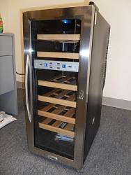 FS: Vinotemp 21 Bottle Wine Refrigerator SoCal-sam_0373.jpg