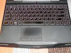 Alienware M11x with extras!-dscn1703.jpg