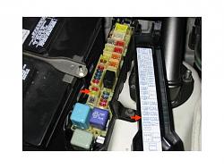 Resetting the ecu INCORRECTLY-fuse-box-and-cover.jpg