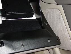 Glove Compartment. Creaking-lexus-gb.jpg