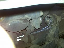 Broken Ball Joint / Control arm? (PICTURE)-img_20130309_163005.jpg