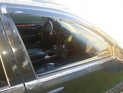 Damn thieves broke my window!!!-20150619_071306.jpg