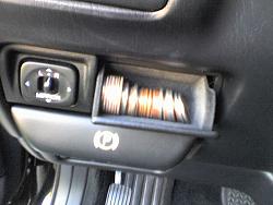 I Didn't know the GS had a coin holder ..until..-02-11-06_1552.jpg