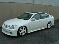 Does anyone have/know of a Diamond White Pearl car with matching color rims?-135192004_0409image0007a.jpg
