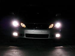 Before / After pics of low beam bulb swap-6000k-low-beams-and-6500k-fogs.jpg