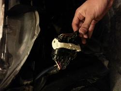 DIY: How to take apart headlights for installation of accesories and removal of parts-20121224_023218.jpg