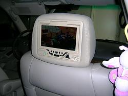 New Toy - DVD Player in headrests !!-dvdplayer.jpg