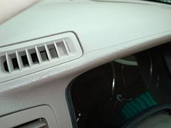 cracked dashboard?-dsc03695.jpg