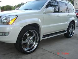 Got my 24s put on-resized4.jpg