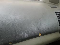 cracked dashboard?-20130828_174814.jpg