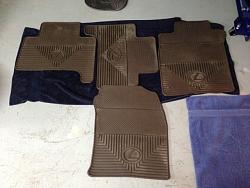 OEM Tan GX470 rubber floormats-img_0458.jpg