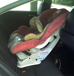 Will child seat fit in back of IS?-car-seat.jpg